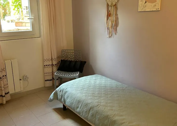 Calme Entre Mer, Montagne Et Riviere Conca