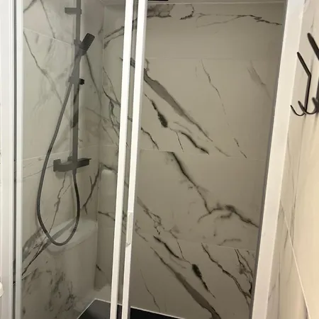 Calme Entre Mer, Montagne Et Rivière * Conca